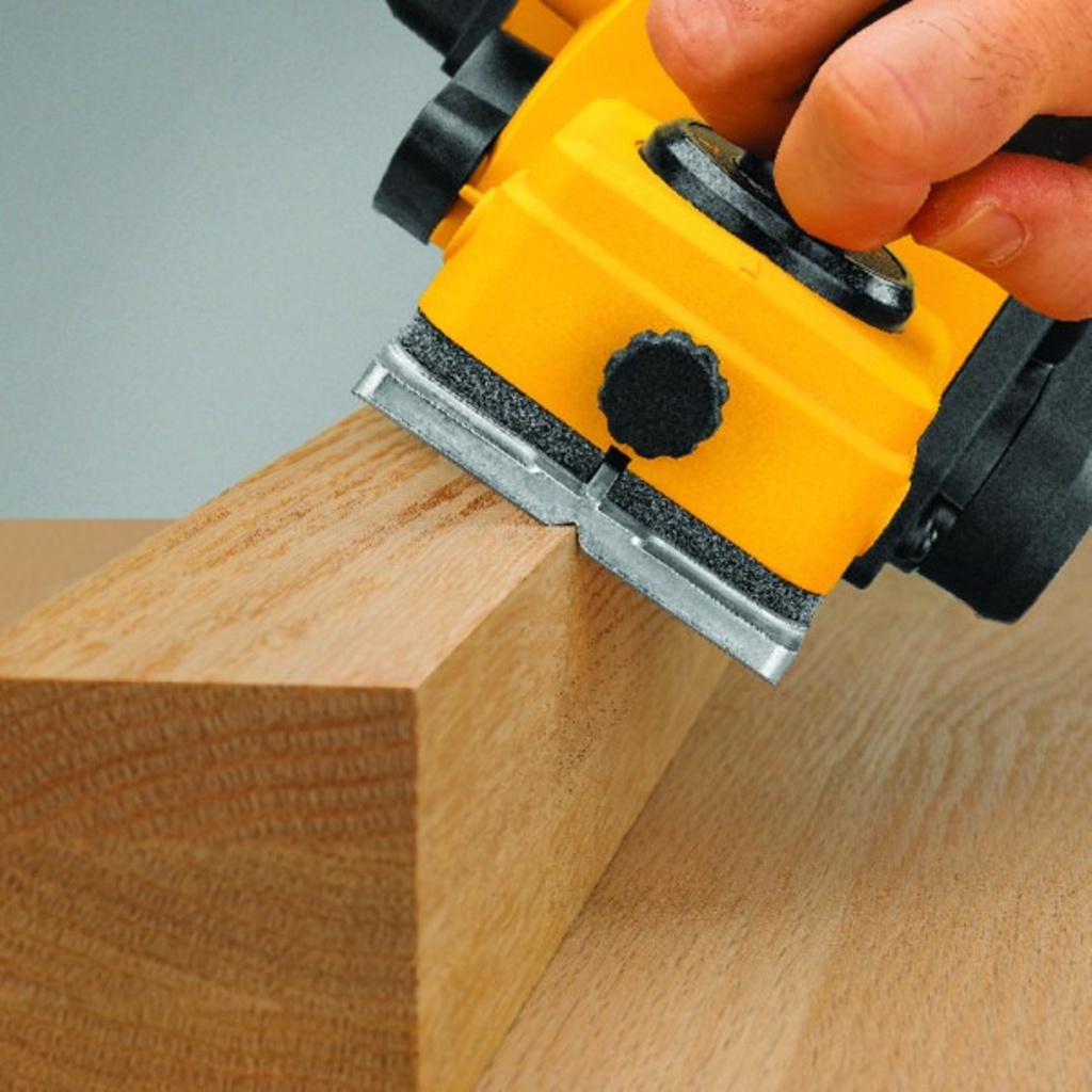 Cepilladora 3 1/4" D26676-B3 550 Watt / DEWALT-6-D-4-A / (B2)-16-D-2-C