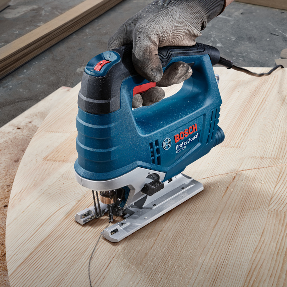 Sierra Caladora GST 750 BOSCH / 520 Watt / BOSCH-