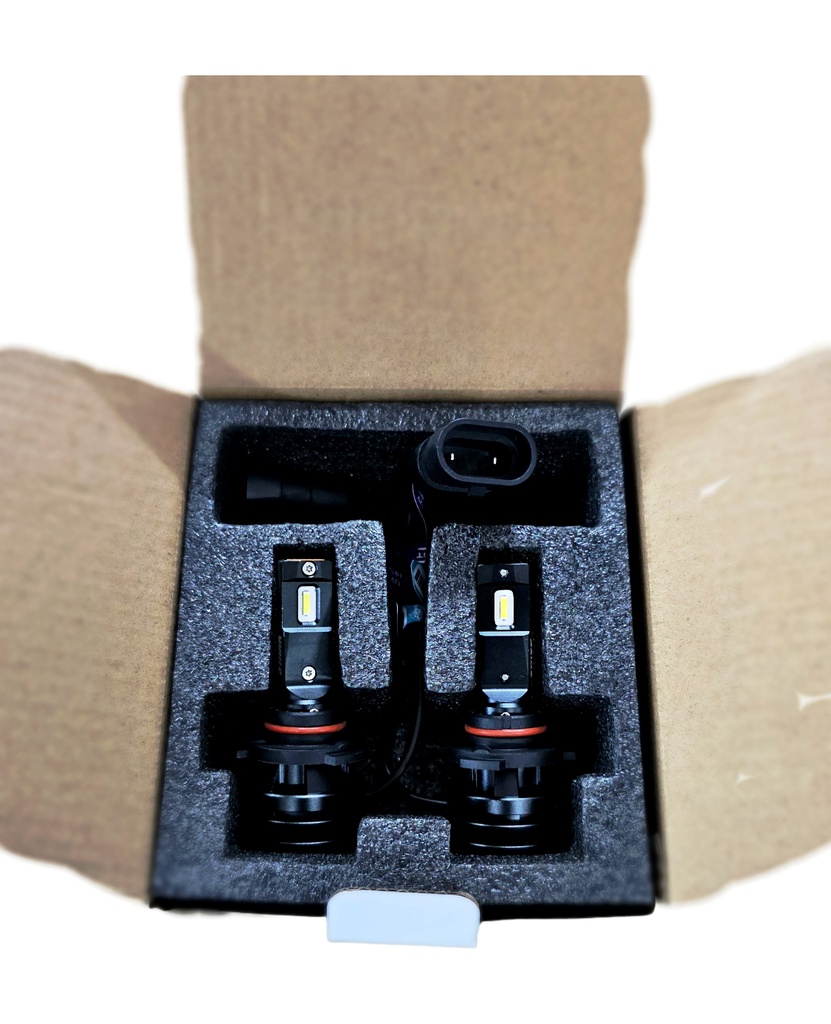 Bombilla LED STARK / H4 / 9,6-32 V / 6,000LM / (SET 2 UNIDADES) / BOSCH-